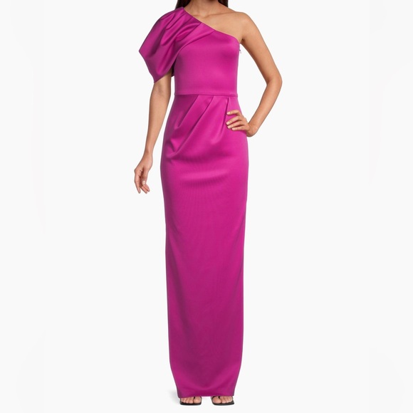 Black Halo Evening Gown - preloved - Picture 1 of 11